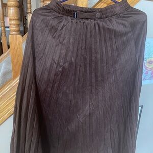 Brown Pleated Skirt
